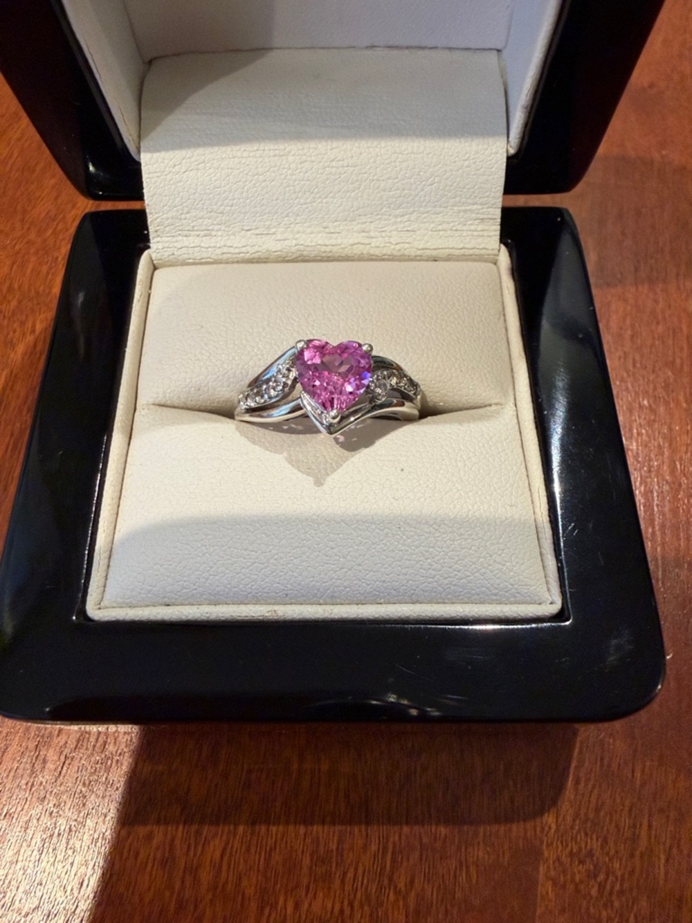 925 Silver ring with Heart Pink Gemstone size 7
